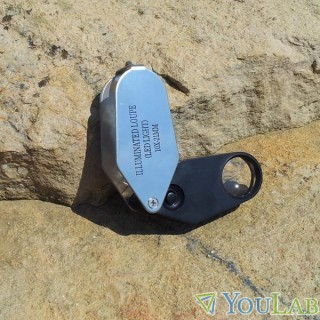 Loupe de géologue lumineuse 10X 